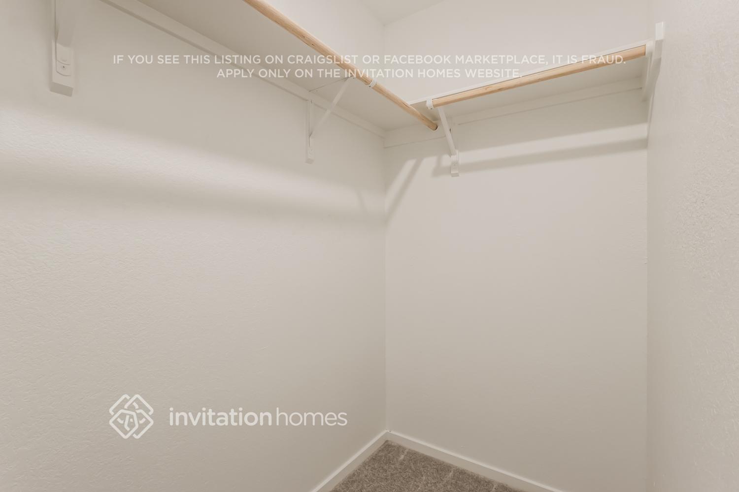 Building Photo - 15250 Abella Dr