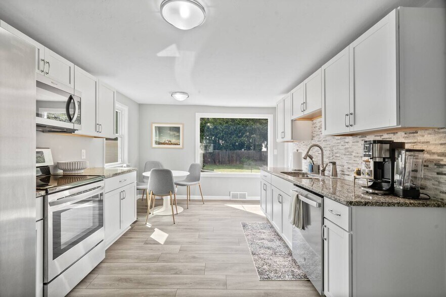 Building Photo - 1114 Meacham St