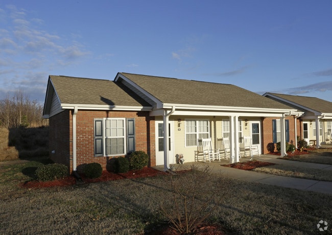 Primary Photo - Jonathan's Joy Apartments