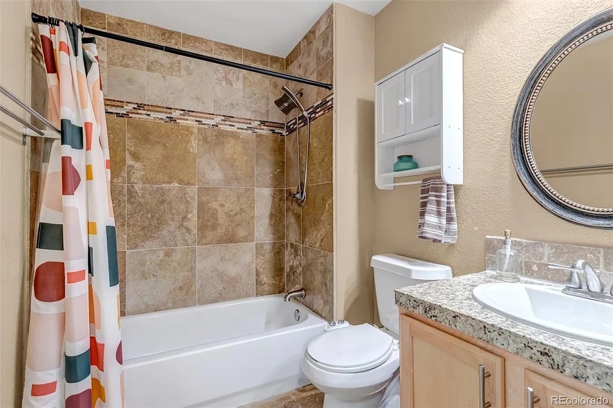 Building Photo - 7951 S Kittredge Way