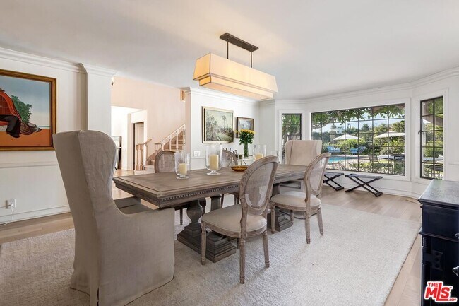 Building Photo - 1075 Wallace Ridge