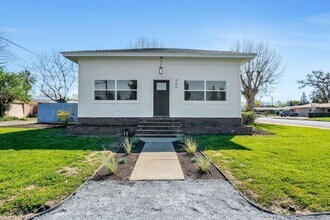Building Photo - Home in the Heart of Old Town Clovis