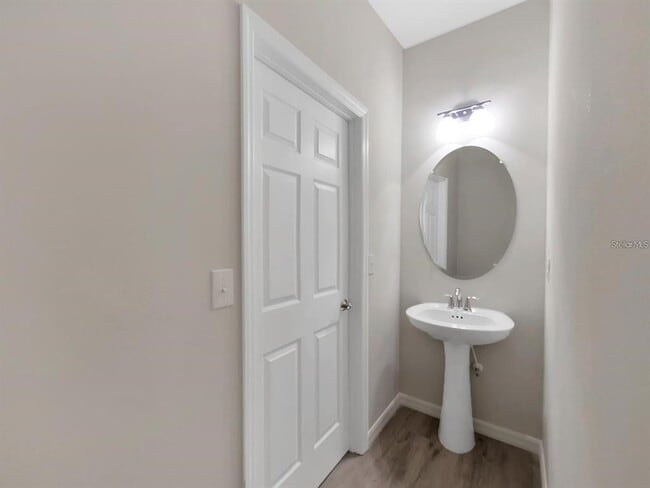 Building Photo - 8303 King Blossom Ct