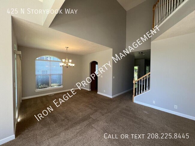 Building Photo - 425 N Story Book Way