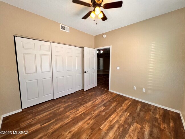 Building Photo - 1500 E Pusch Wilderness Dr