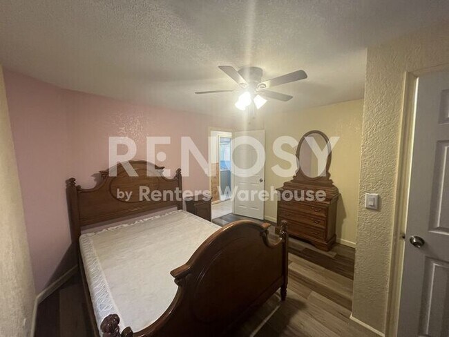 Building Photo - Charming 3-Bedroom Brick Home in North Park Hill – Spacious Yard & Finished Basement