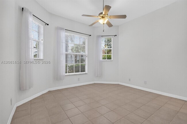 Building Photo - 5659 Via De La Plata Cir
