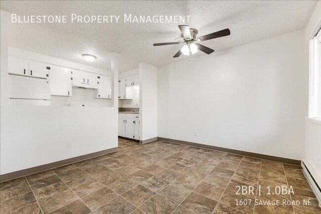 Building Photo - 1607 Savage Rd NE