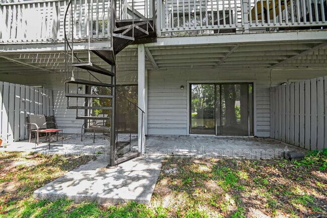 Building Photo - 8483 Yadkin Cir