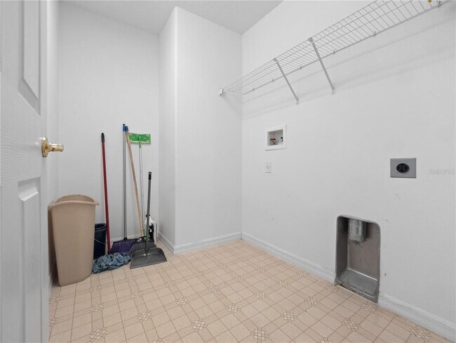 Building Photo - 4633 Huron Bay Cir