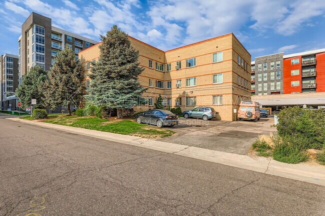 Building Photo - 1101 Bellaire St