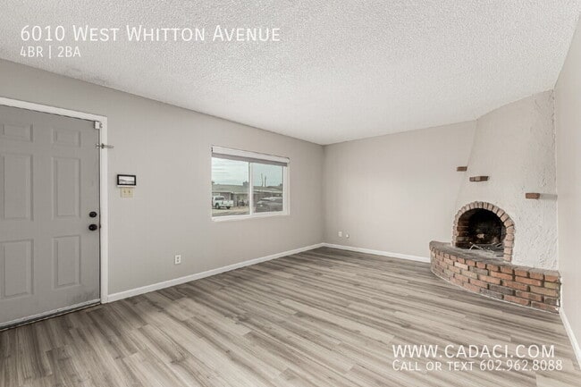 Building Photo - 6010 W Whitton Ave