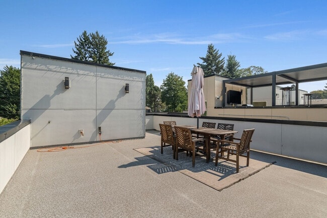 Building Photo - 10404 2nd Pl SW