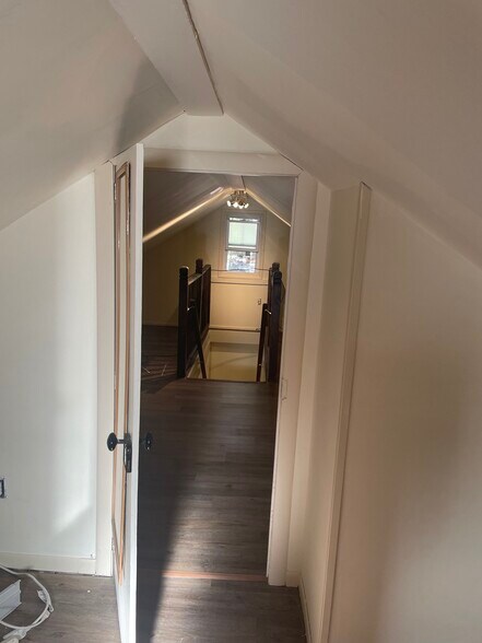Building Photo - 387 Brooktondale Rd