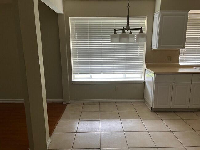 Building Photo - 238 McLemore Dr