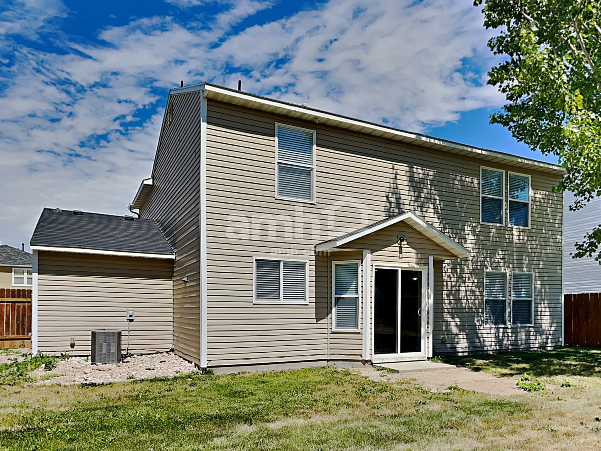 Building Photo - 16397 Jewel Way