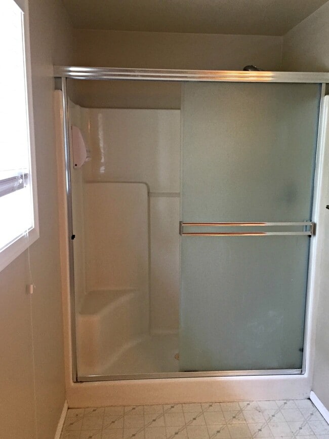 Building Photo - 4-Bedroom in Desirable Prune Hill Neighborhood in Camas!