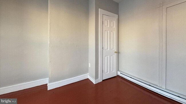 Building Photo - 530 N Vodges St