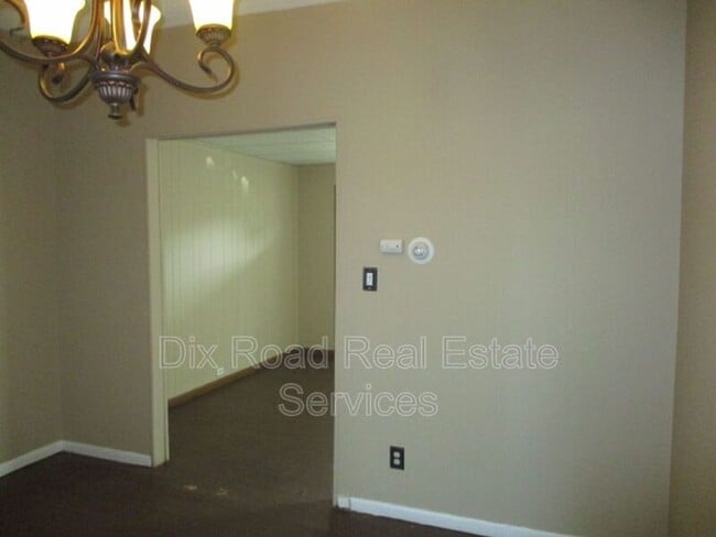 Building Photo - 1503 Smith Ave