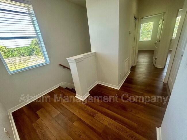 Building Photo - 12805 Avelar Manor Pl