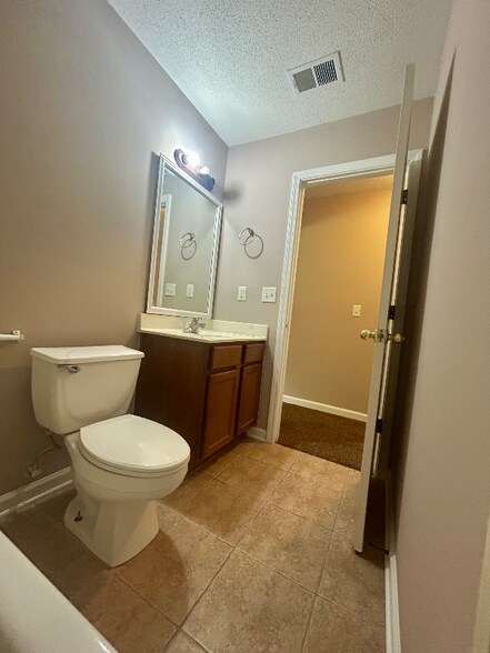 Building Photo - 7141 Chena Bay Ln