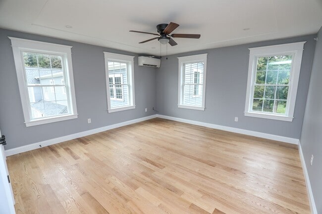 Building Photo - 24 Boston Rd