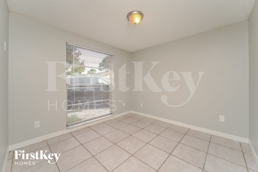 Building Photo - 8509 Olympic Ct