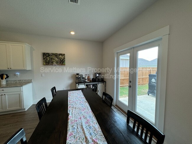 Building Photo - 5772 Danbury Blvd