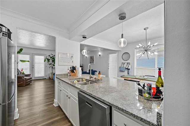 Building Photo - 5927 E University Blvd