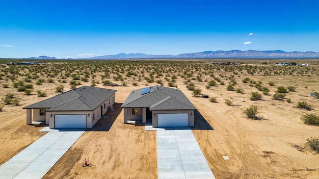 Building Photo - 17491 Granada Dr