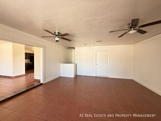 Building Photo - 8931 W Monterosa St