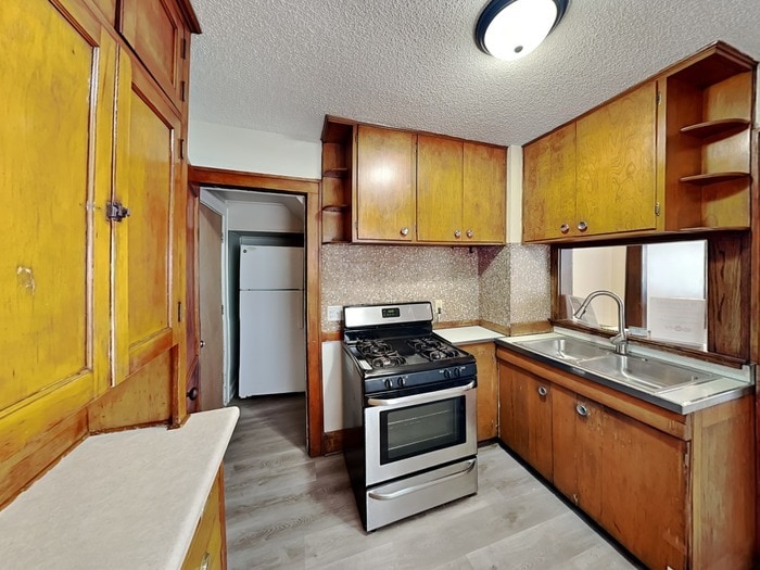 Building Photo - 3223 N Aldrich Ave