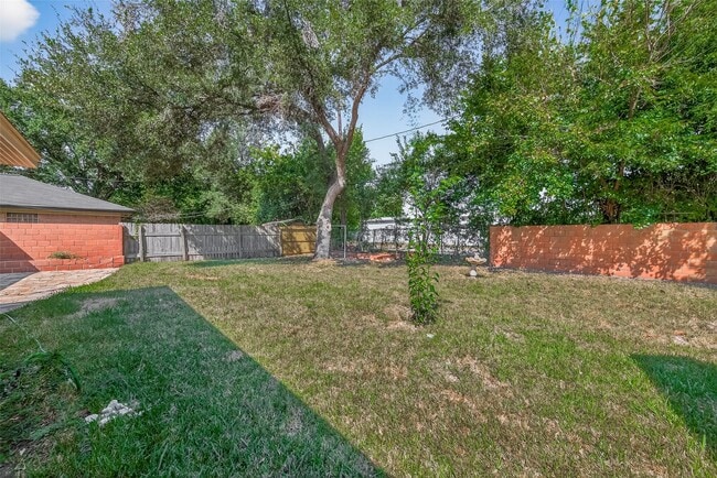 Building Photo - 4022 Osby Dr