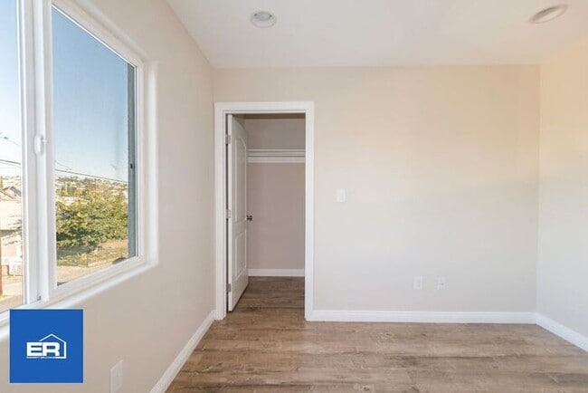 Building Photo - 3 Bed Home in Los Angeles CA for Rent 90033 Garage Available