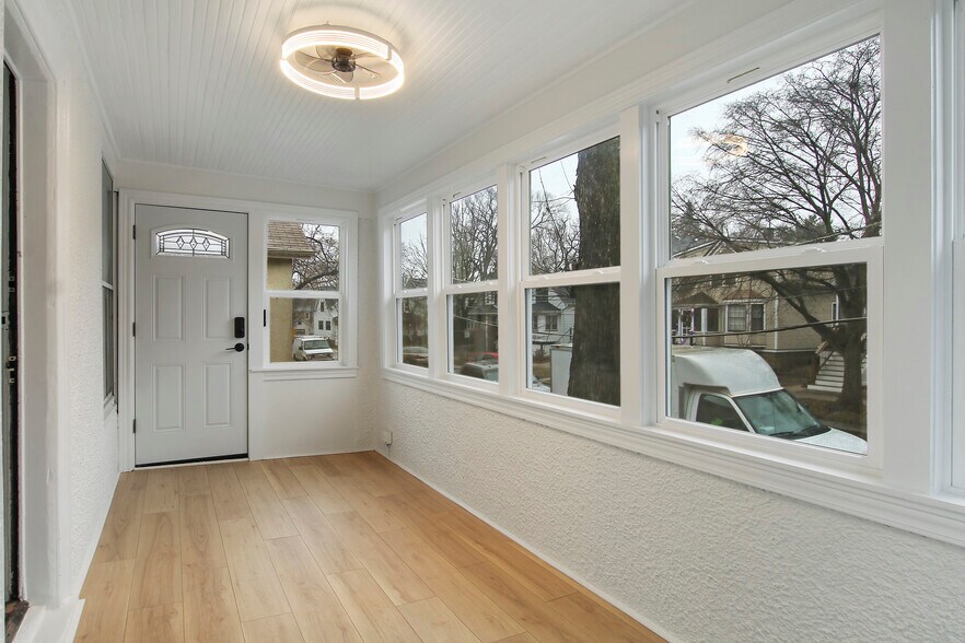 Building Photo - 1516 Lee St