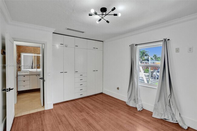 Building Photo - 221 NW 145th St