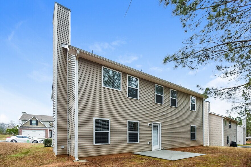 Building Photo - 602 Fieldcrest Dr