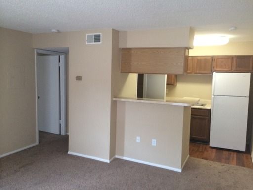 Building Photo - 3117 Grand Pavilion Dr