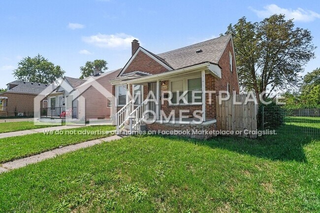Building Photo - 8111 Warwick St