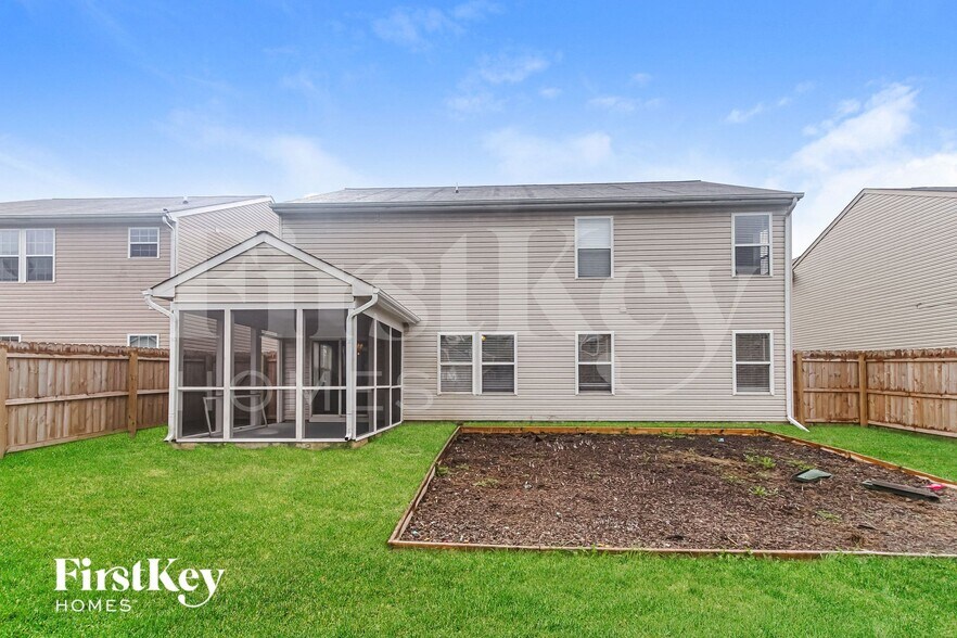 Building Photo - 8114 Grove Berry Dr