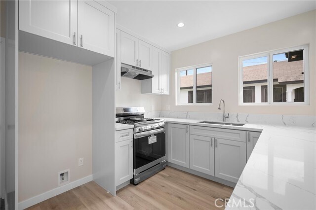 Building Photo - 417 Riverdale Dr