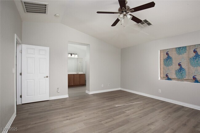 Building Photo - 4728 Killington St