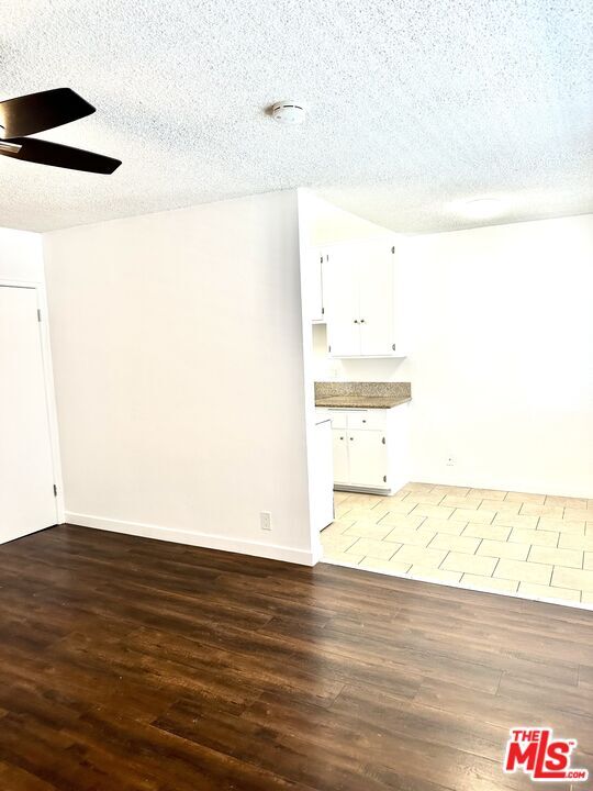 Building Photo - 4115 W Century Blvd