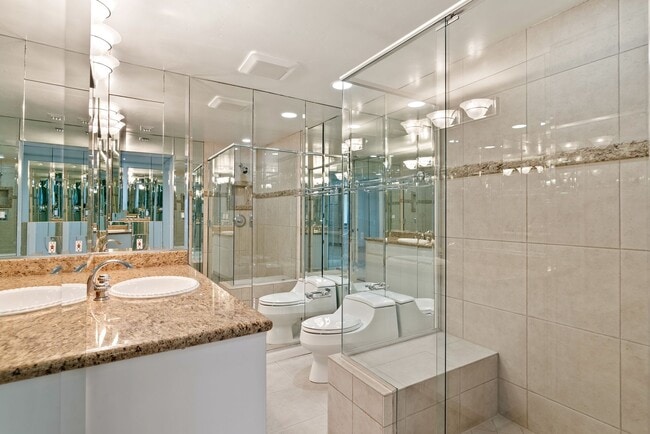 Building Photo - Discover a Coastal Sanctuary at Laguna Royale, Laguna Beach. Comes with 2 Parking Spaces!