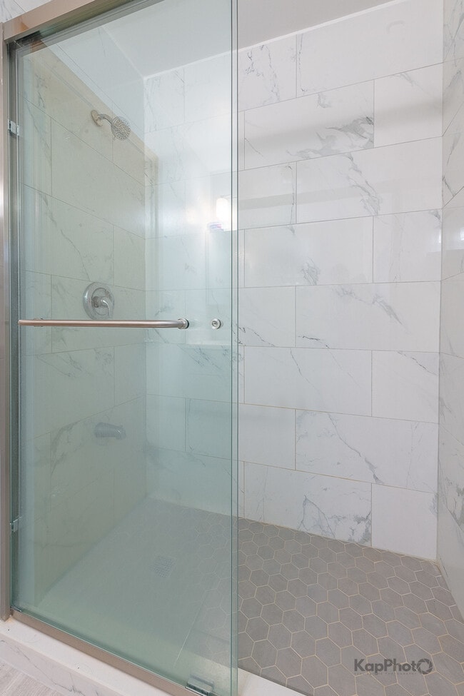 Building Photo - 3548 S Artesian Ave