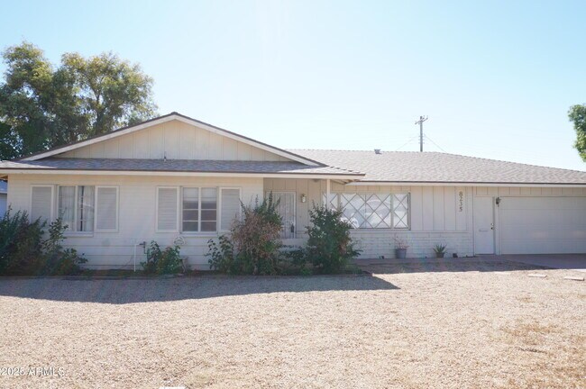 Building Photo - 8235 E Virginia Ave