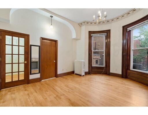 Building Photo - 478 Columbus Ave