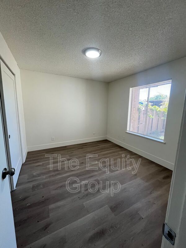 Building Photo - 3537 W Campus Ave.