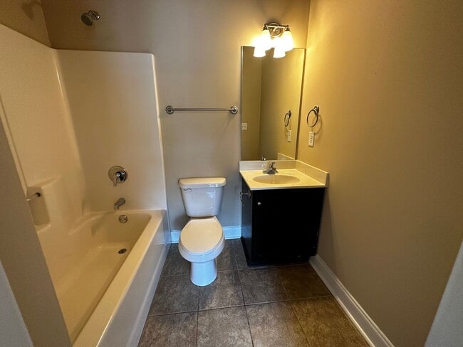 Building Photo - LEASING FOR AUGUST 6TH, 2026! CALL TO SECURE YOUR SPOT TODAY!