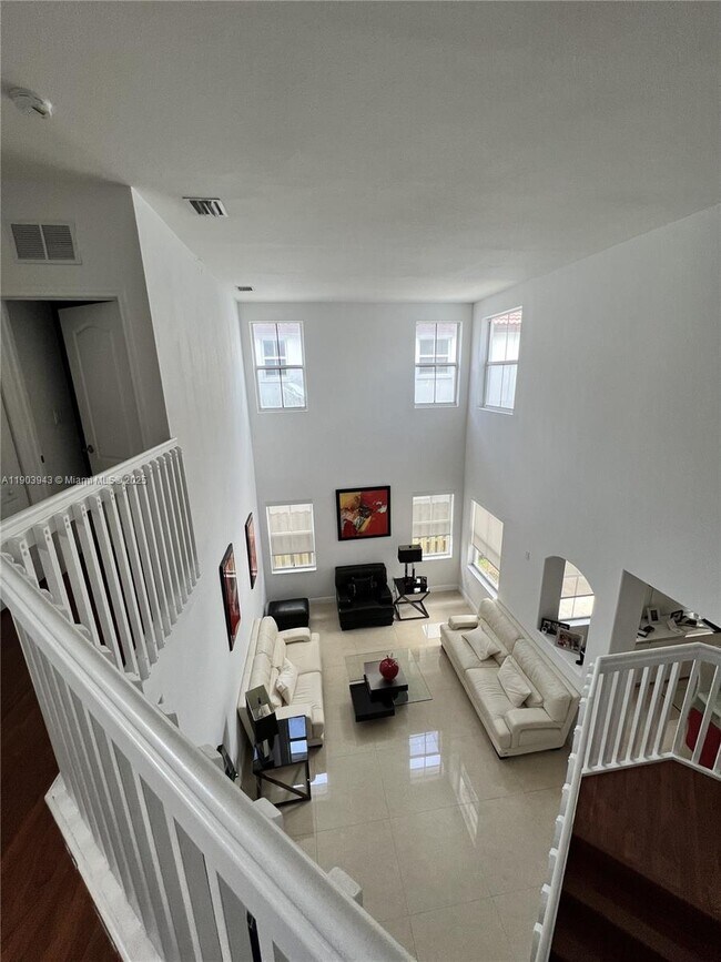 Building Photo - 11161 NW 77th Terrace